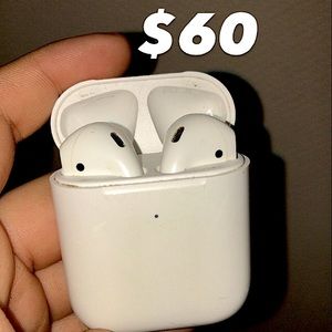 AirPods